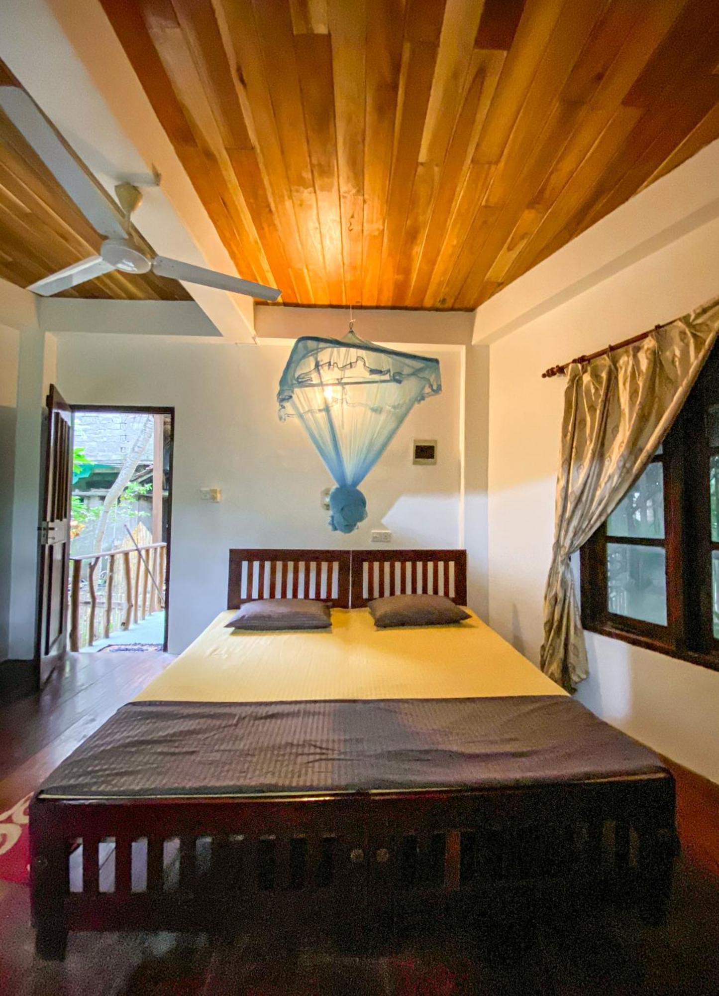 Gasthaus Seasons Four Eco Friendly Treehouse Matara Exterior foto