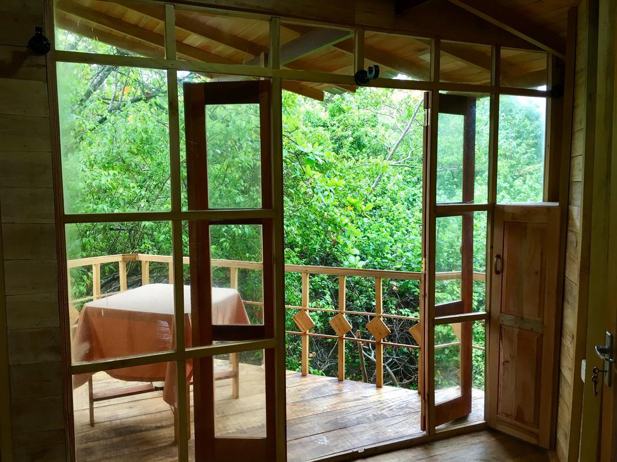 Gasthaus Seasons Four Eco Friendly Treehouse Matara Exterior foto